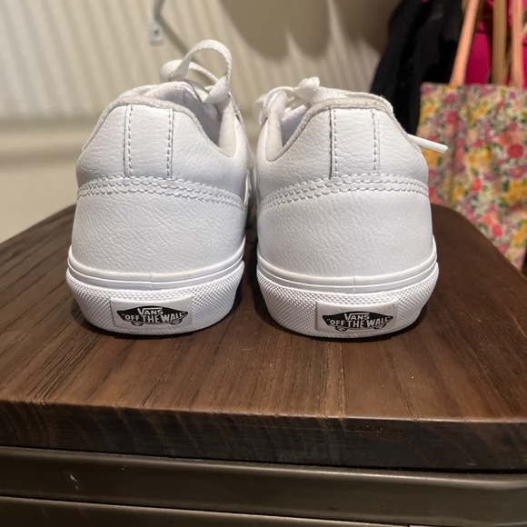 Seldan Vans - Picture 3 of 3